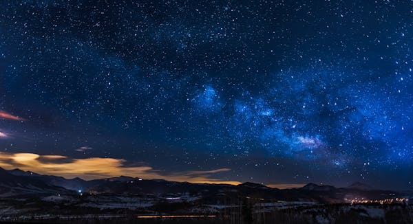 解锁云南旅游新商机：定制你的专属旅游卡系统，开启创业新篇章！