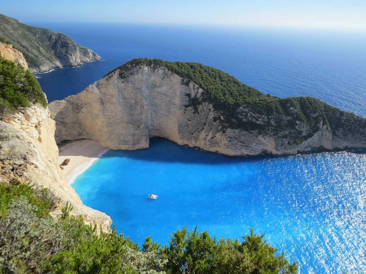 解锁旅游卡系统定制开发：您的创业新蓝海，高效搭建专属旅行生态！